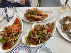 -覃记海鲜美食餐厅