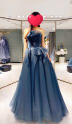 点击看大图 -GRACE KELLY婚纱与礼服(北京店)