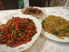 -堂瓦里·33年传统赣菜(第一街区店)