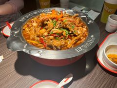 -胖哥俩肉蟹煲(上海悦荟广场店)