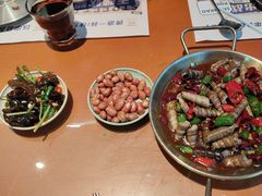 -神府路壹号·海鲜烧烤·砂锅粥·锅物(三坊七巷店)