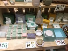 -猫的天空之城概念书店(杭州南宋御街店)