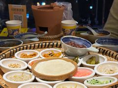 -包整·丝娃娃(一览甲秀楼风景店)