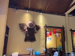 -富正毅三下锅·湘西韵味(天门山索道店)