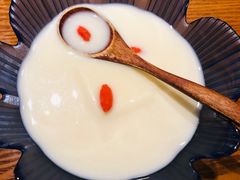 杏仁豆腐-炎蔵牛舌烤肉