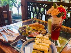 -西关84·History·Art·Cafe