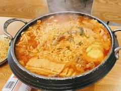 -WOW LUCKY创意韩料(龙阳广场店)