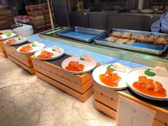 -雍和会海鲜姿造自助(湖东路店)