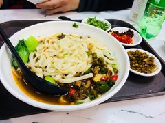 -食美汇美食广场(新奥店)