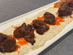 牛里脊配红椒酱-Efes Turkish & Mediterranean Cuisine 艾菲斯餐厅(陆家嘴店)