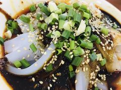 -胡成记口蘑龙眼包子(盐道街店)