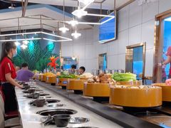 自助取餐区-汤响自助回转火锅百汇(乐峰广场店)