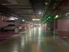 -BFC外滩金融中心停车场