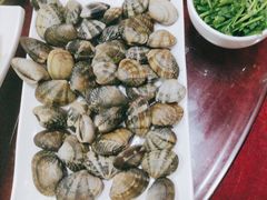 -鑫渔港海鲜本地菜·山海关浑锅(东戴河店)