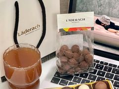 -Laderach 莱德拉(上海环贸iapm店)