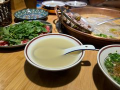 -洱火云南酸菜牛肉火锅(石景山当代商城店)