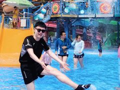 -欢乐水魔方水世界