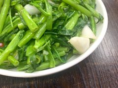 腐乳通菜炒鲜鱿-兴记菜馆