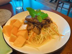 芒果牛肉沙拉-mango tree芒果树泰国餐厅(青岛万象城店)