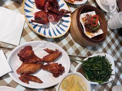 -新大咀港式茶餐厅(宝山万达店)