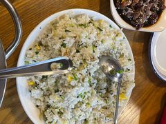 酸菜蛋炒饭-邱金小炒·30 年盐帮江湖菜(自贡店)