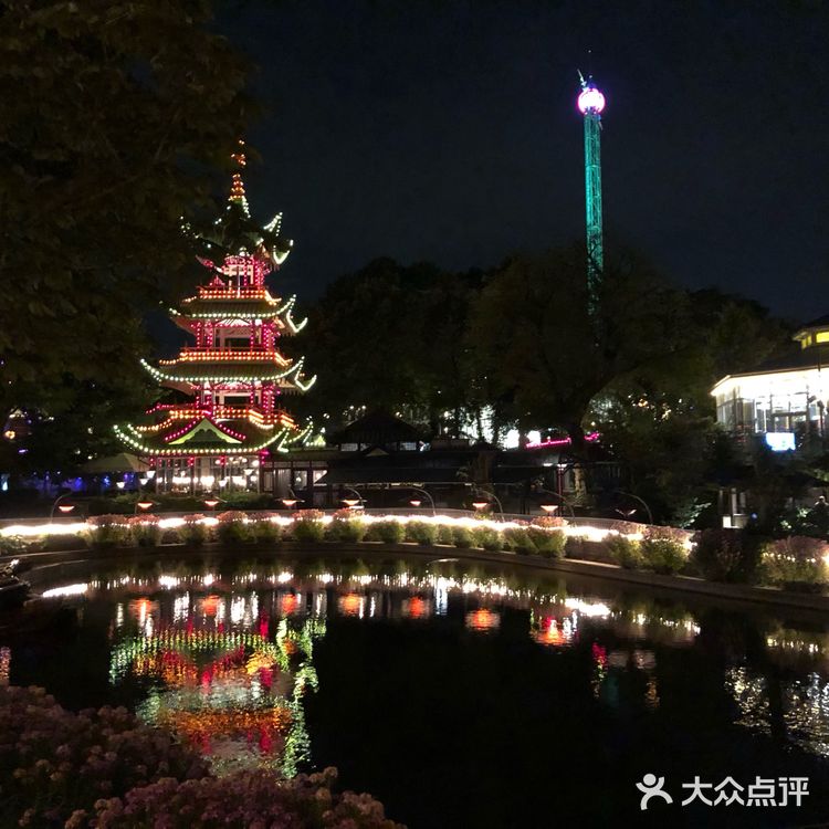 趣伏里公园：世界上最古老的游乐园之一