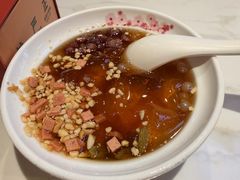 -渝是乎酸菜鱼·川渝小炒(新世界百货望京店)
