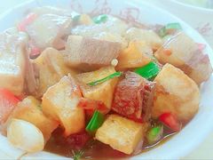 土豆烧肉盖码饭-百年德园(侯家塘店)