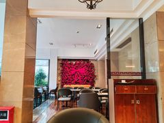-翔丰国际酒店海鲜自助晚餐