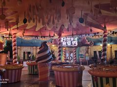 -七彩云南欢乐世界