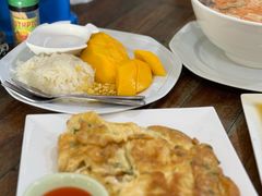 -Pad Thai Kratong Thong by ama