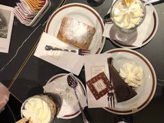 苹果卷-Cafe Sacher(WIEN)