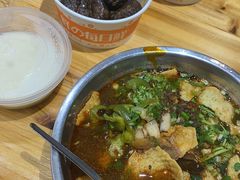 -柳州肥姨妈大骨螺蛳粉(曹路店)