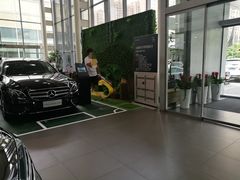 店内环境-上海德星奔驰(江杨南路店)