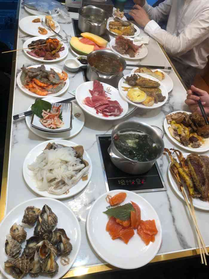 欧罗浮海鲜自助餐厅(吾悦广场店)-"这是一间豪华的欧式风格海鲜自助