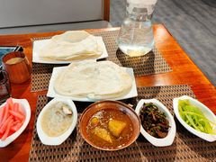 -岗底斯尼泊尔餐厅(万达店)
