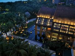 -三亚湾海居铂尔曼度假酒店