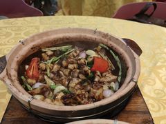 啫啫生肠-天宝食坊·啫啫煲大排档(西华路店)