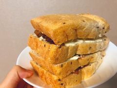 全麦吐司-爸爸糖吐司面包(大连高新锦辉商场店)