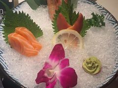 刺身拼盘（限量供应）-温禾牛·和牛寿喜烧自助火锅(恒基名人店)