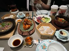 -小厨娘绣中淮扬(总统府大行宫店)