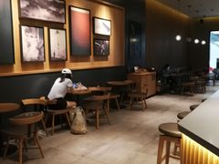 大堂-星巴克(青浦宝龙店)