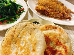 猪肉茴香馅饼-老北京馅饼粥(西单店)