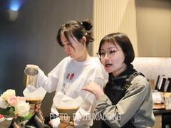 -星巴克臻选(上海合生汇1F店)