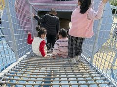 -红山体育乐园