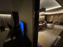 -成都保利公园皇冠假日酒店(熊猫基地店)