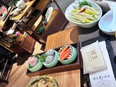 -捞王锅物料理(上海世茂广场店)