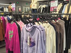 -唯品会(北京国瑞城店)