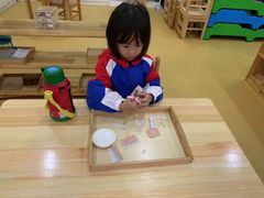 -瑞恩宝感统训练·语言提升·蒙氏托育中心