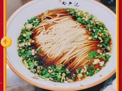 红汤面底-裕兴记•蟹黄面馆(人民广场店)